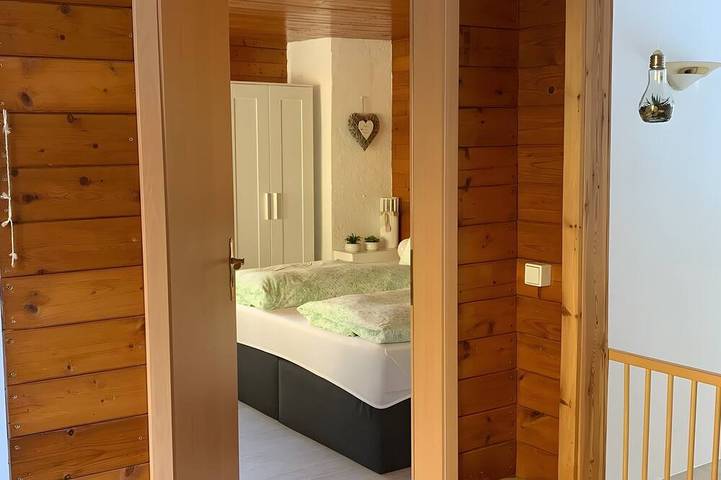 Ferienhaus für 5 Personen, mit Sauna und Balkon sowie Garten, mit Haustier in Friedrichroda - 2