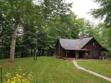 Log Cabin for 8 People in Plymouth (NH), New Hampshire, Photo 2