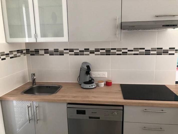 Gîte pour 6 personnes, avec jardin ainsi que piscine et vue à Castries - 3