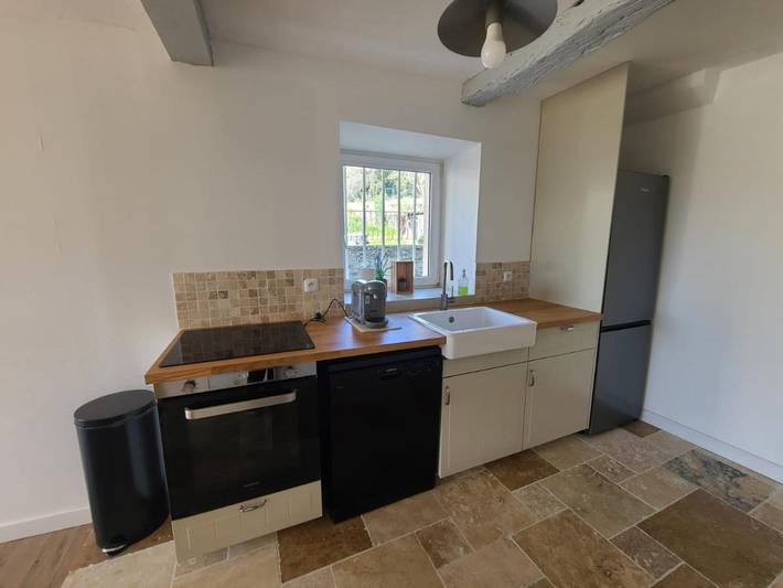 Location de vacances pour 6 personnes, avec jardin et vue à Réauville - 3