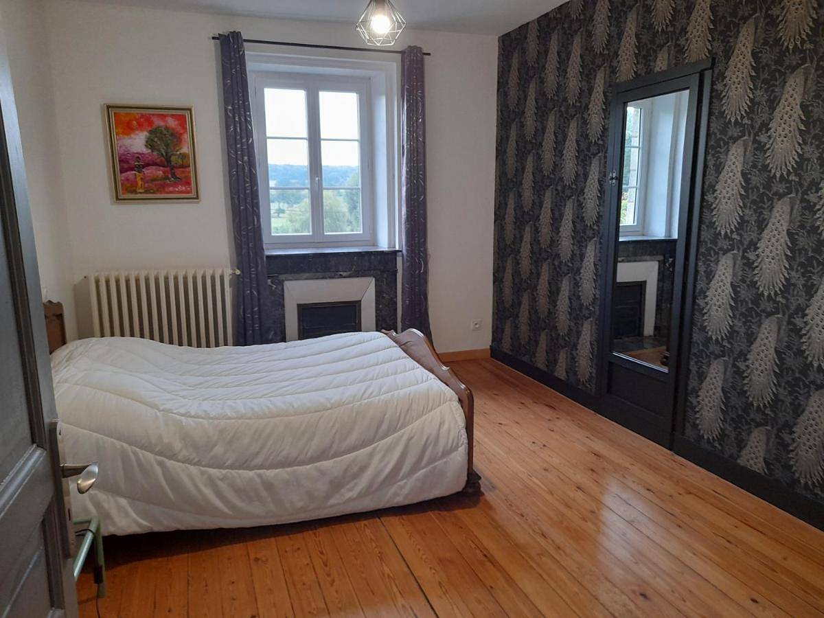 Appartement entier, Apartment in Condé-sur-Sarthe, Région d'Alençon