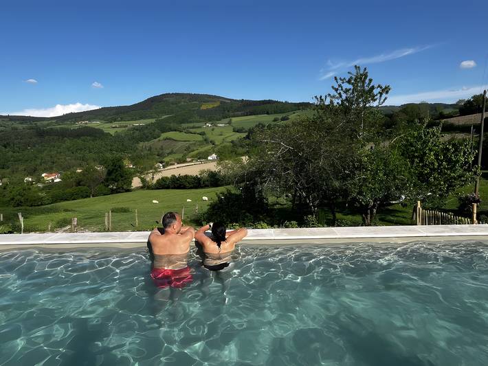 Ferienhaus für 15 Personen mit Gemeinschaftspool, Terrasse und Wlan in Deux-Grosnes, Villefranche-sur-Saône und Umgebung