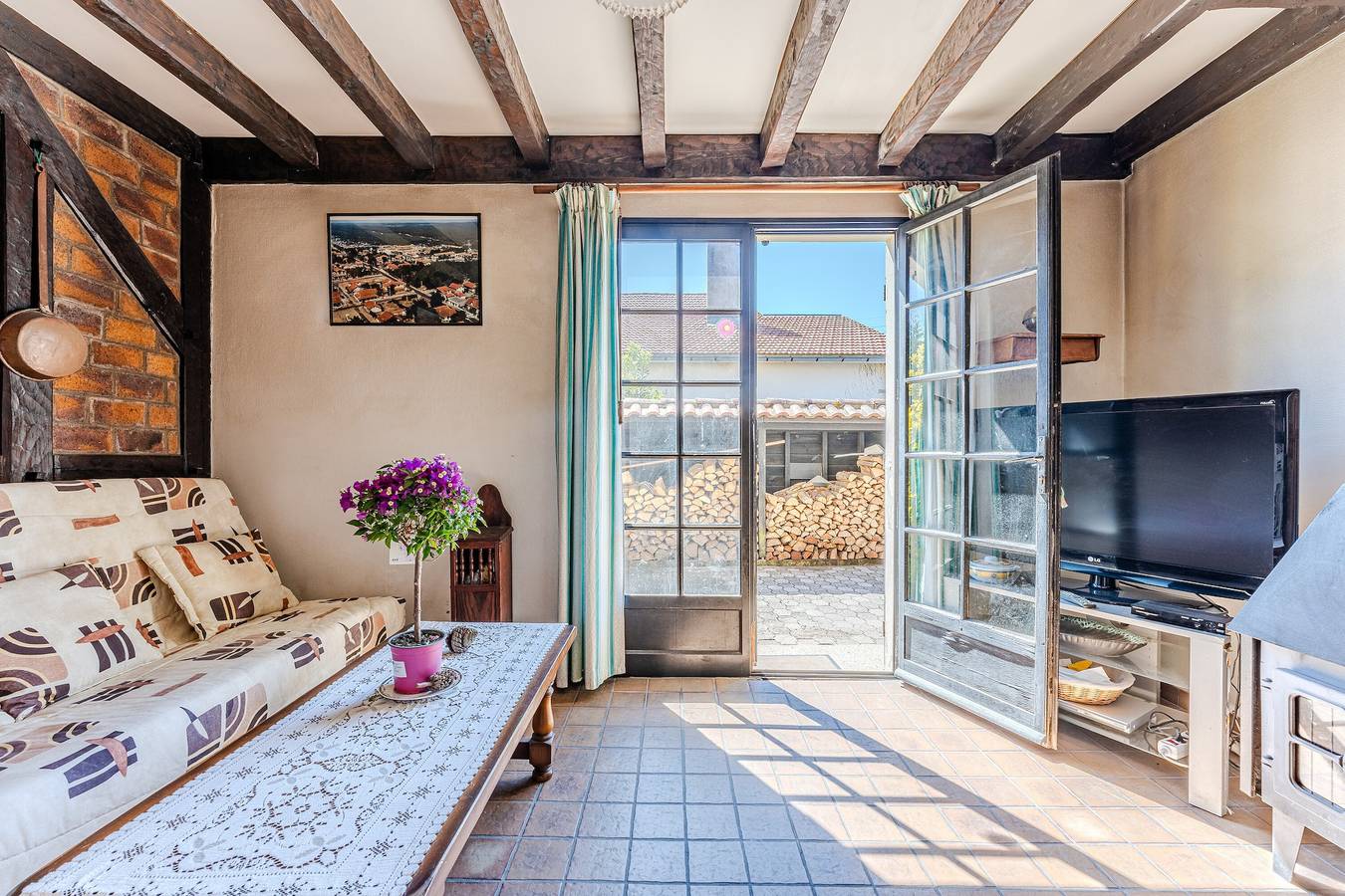 Appartement entier, Appartement 'Cendrillon Location Bien Située' avec terrasse privée et jardin partagé in Mimizan Plage, Mimizan