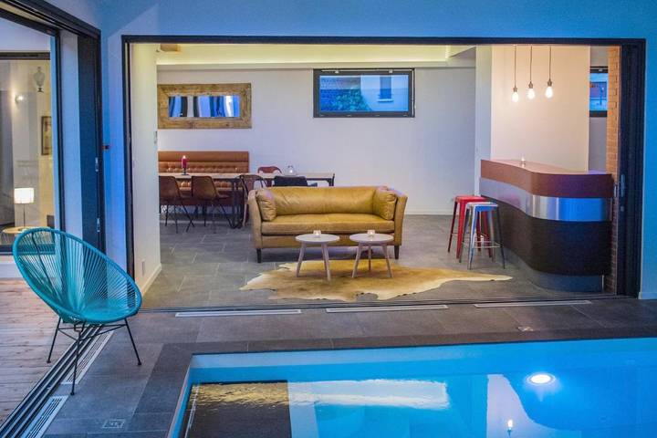 Chambre d’hôte pour 2 personnes, avec Terrasse et Piscine à Clermont-Ferrand