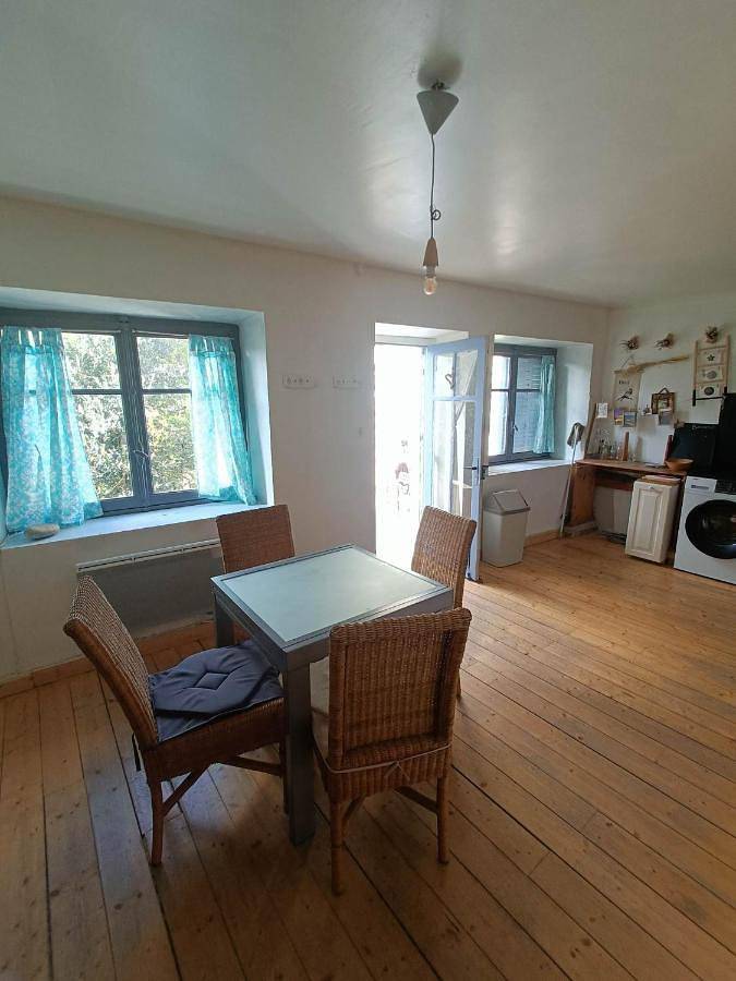 Gîte pour 5 personnes, avec balcon à Mirabel - 4