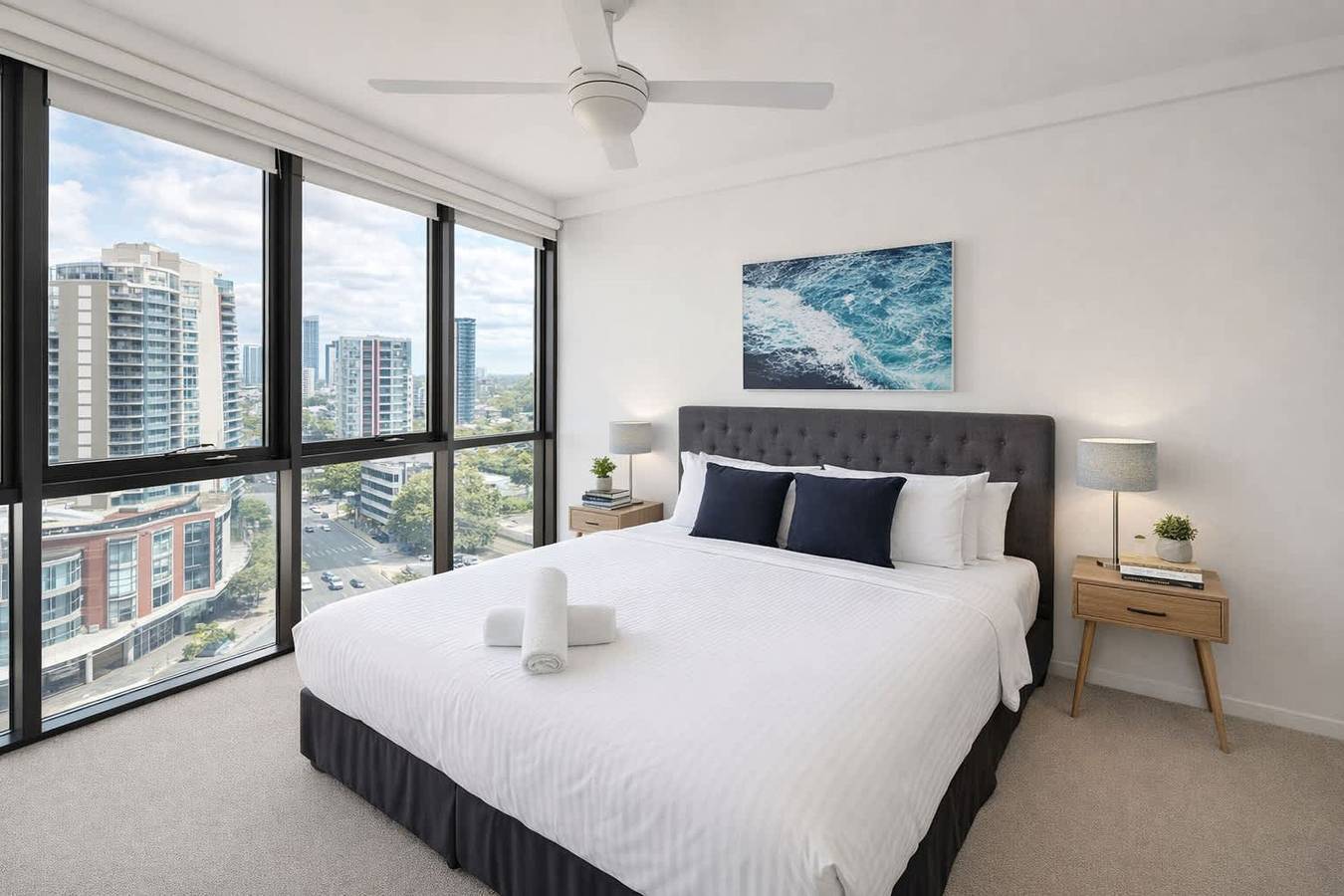 Ganze Wohnung, 2Br Food Drink Hub Pool Views Gym Roof Tce in Brisbane, Moreton Bay