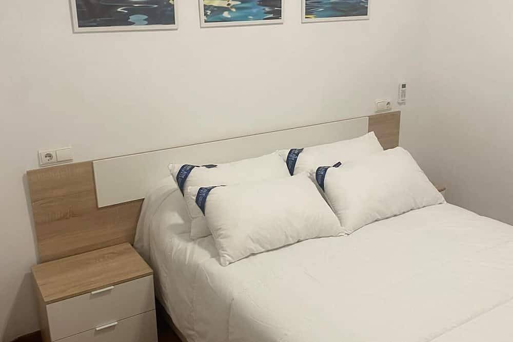 Apartamento entero, Habitaciónes en alquiler a plaza de toros a alicante España in Campoamor, Alicante