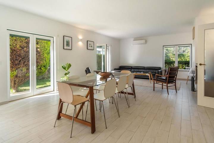 Casa rural para 12 personas, con piscina además de vistas y jardín, Se admiten mascotas en Costa da Caparica - 2