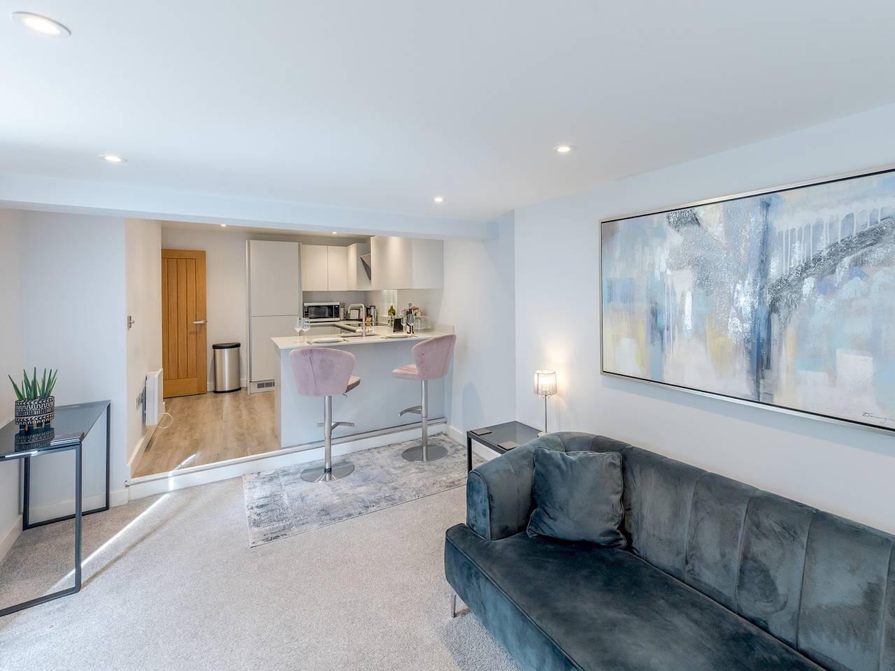 Entire apartment, Bouvardia Modern town centre apartment - Pass the Keys in Shrewsbury, Shropshire