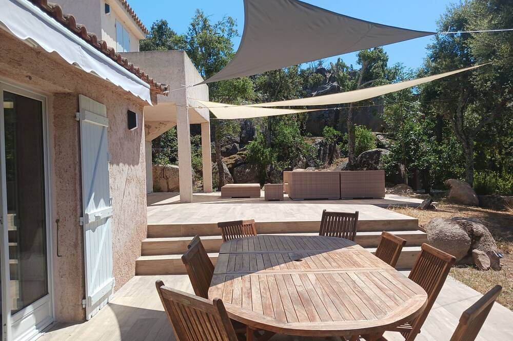 Villa 8 Personnes Pietragione Baie De Santa Giullia in Santa Giulia, Porto-Vecchio