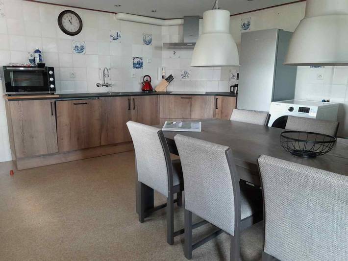 Apartamento entero, 6-person apartment with three bedrooms in the center of Giethoorn in Giethoorn, Parque Nacional Weerribben-Wieden