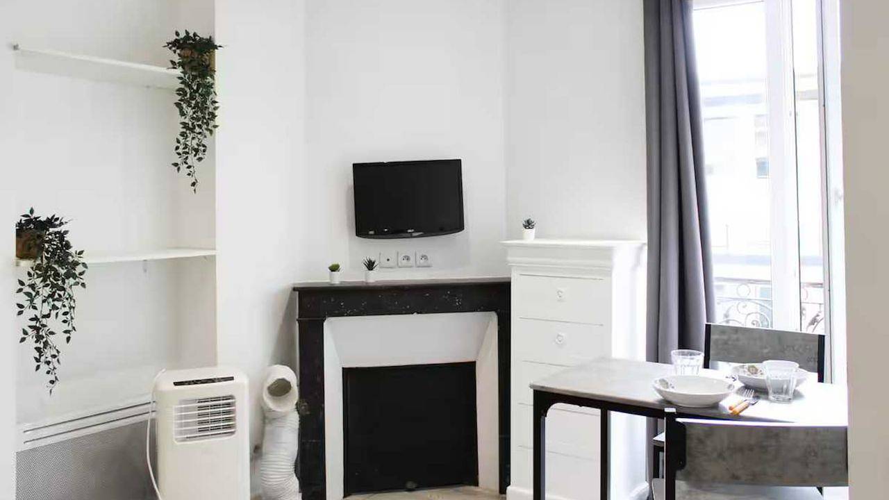 Apartamento vacacional entero, Ferienwohnung für 2 Personen (18 m²) in Clichy in Clichy, Altos del Sena