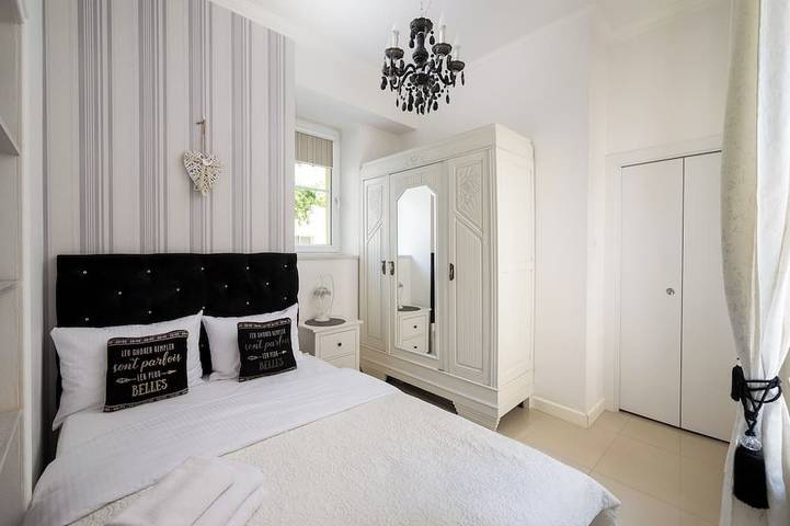 Ganze Wohnung, Wilcza City Centre Chic Apartment in Warschau Stadtmitte, Warschau
