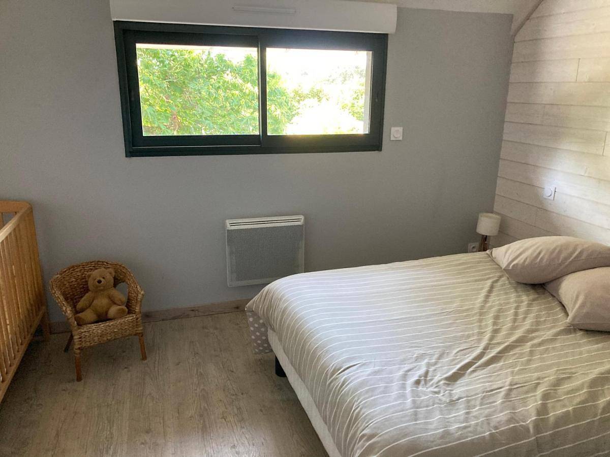 Family Room with Garden View in Cossé-le-Vivien, Mayenne