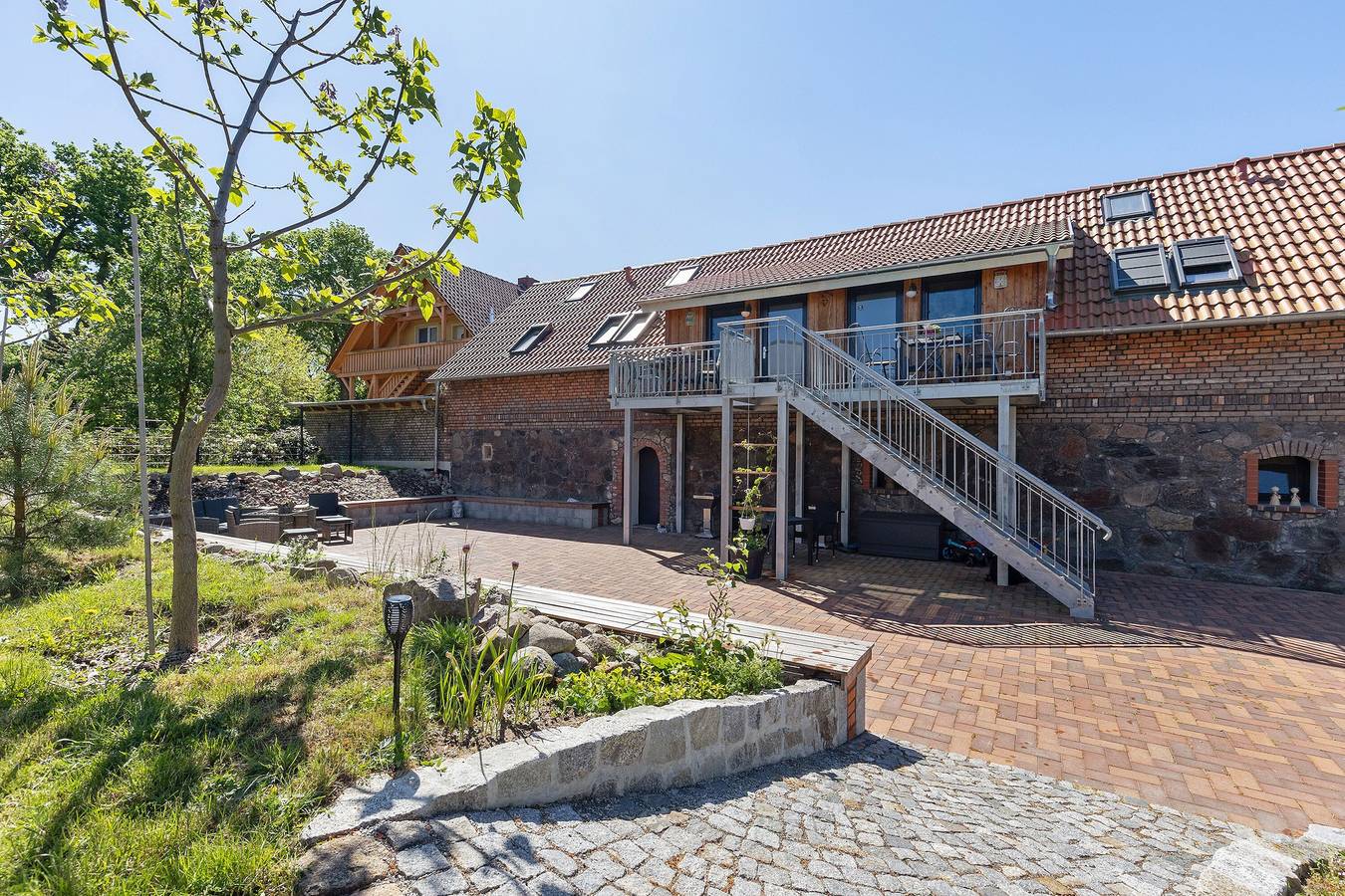 Entire apartment, Holiday Apartment 'Schafstube' with Shared Terrace, Shared Garden and Wi-Fi in Zeschdorf, Märkische Schweiz-Oderland