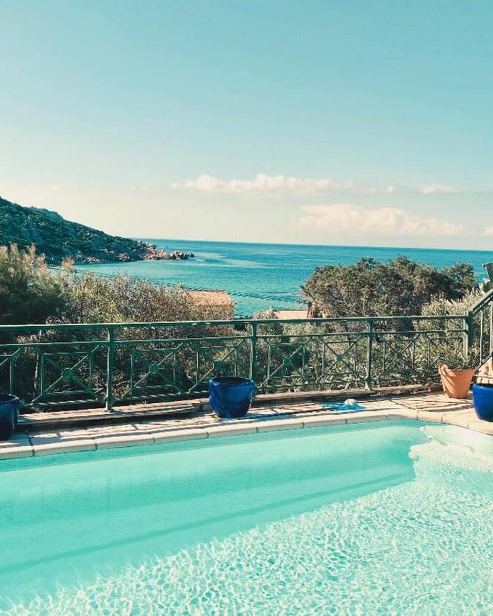 Villa pour 10 personnes, avec vue ainsi que jardin et piscine