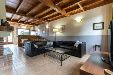 Gîte pour 4 Personnes dans Fontenilles, Haute-Garonne, Photo 1