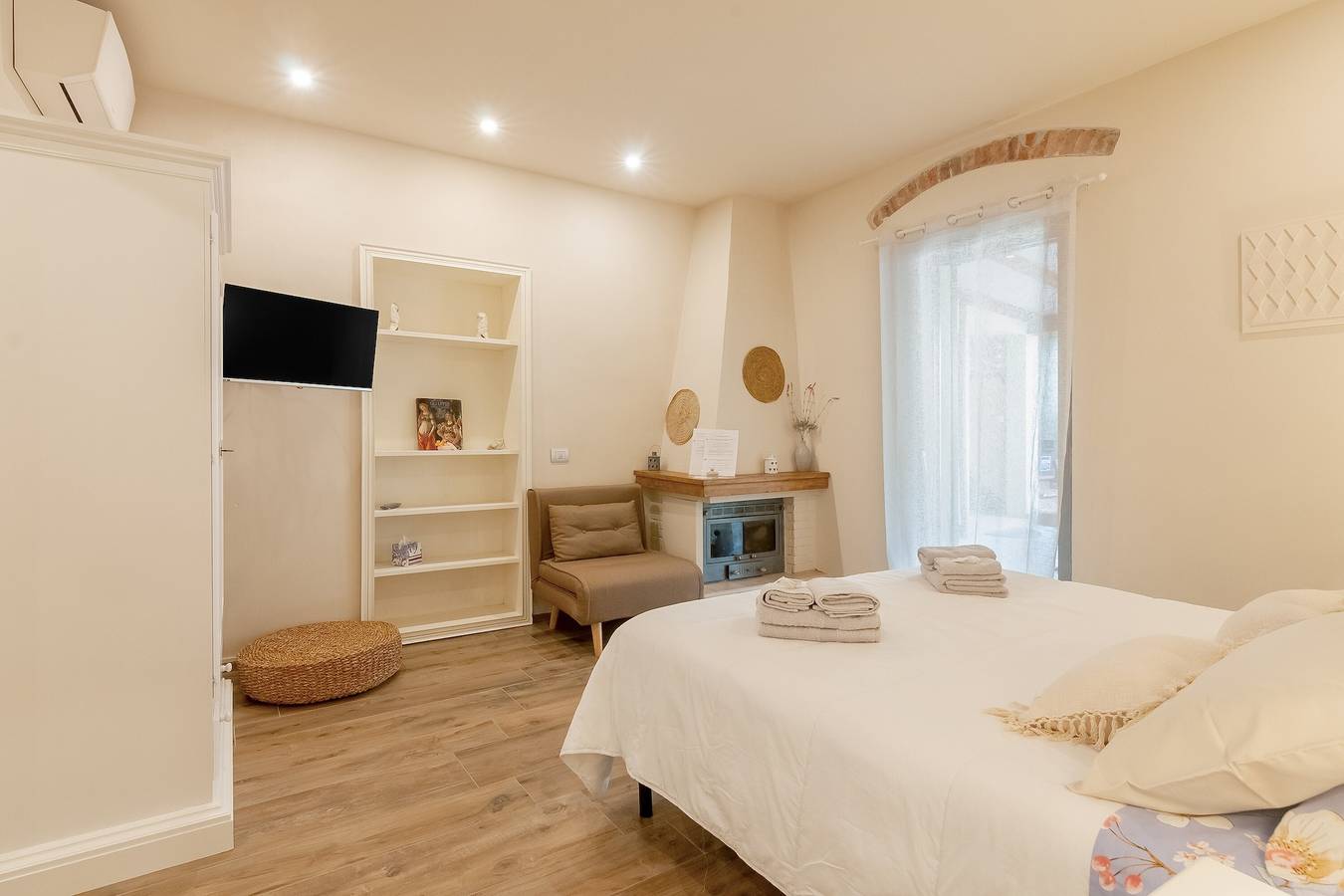 Casa Vacanze 'Il Piccolo Borgo' per 7 Ospiti con Piscina in Comune, Wi-Fi e Aria Condizionata in Gorgognano, Certaldo