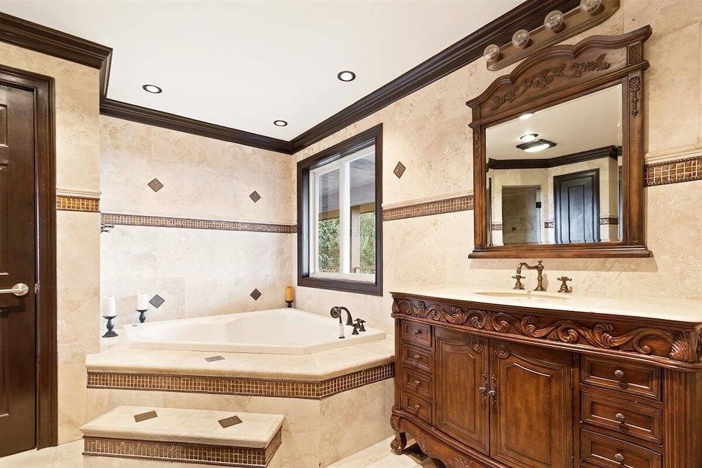 Welcome to @Viewlanevilla \"Insta/Ig\" Nj Mediterranean Villa with Lake Views in Hunterdon County