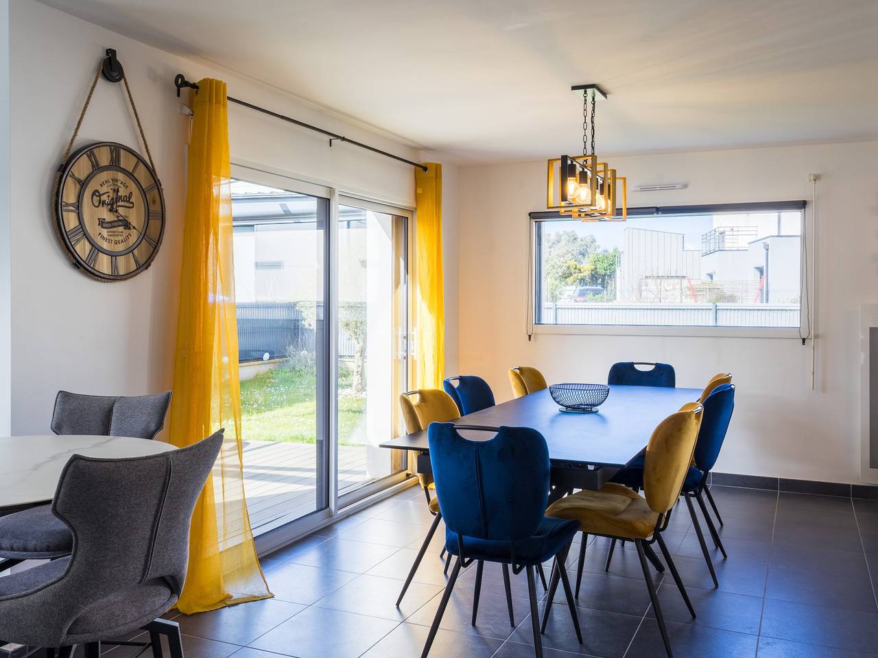 Casa vacacional 'Garogwen By Madame Est Servie' con terraza y jardín privados, Wi-Fi in Landrellec, Pleumeur-Bodou