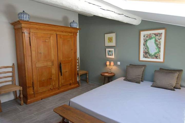 Ganze Wohnung, Charmantes Apartment in Mèze, private Terrasse in Mèze, Mittelmeerküste (Frankreich)