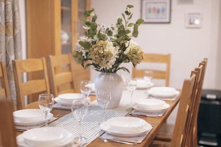 Casa de vacaciones para 13 personas, con jardín y jacuzzi además de piscina y sauna - 1