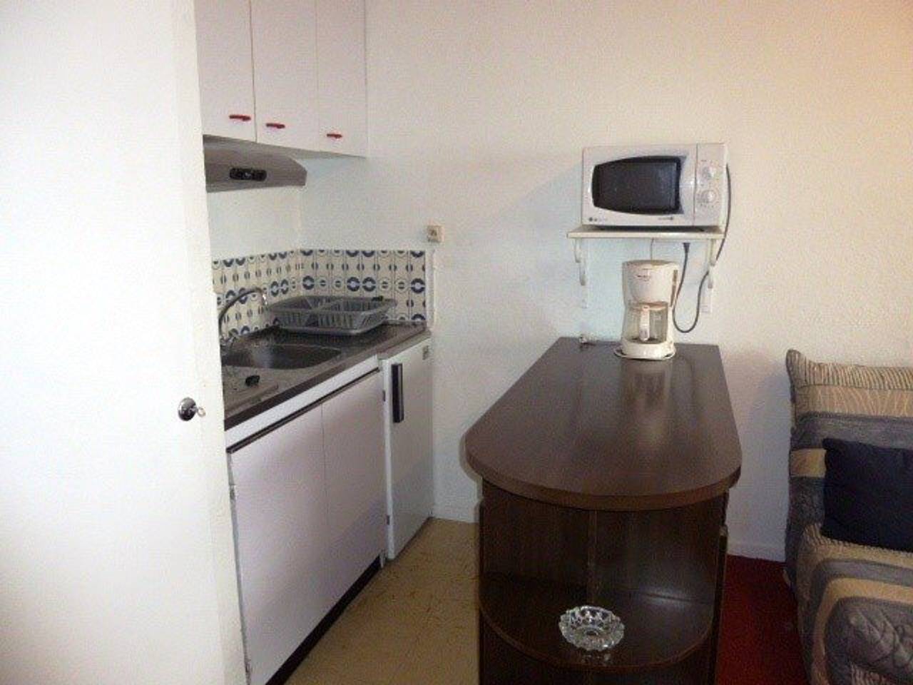 Estudio entero, Estudio para 6 personas a pie de pistas con balcón, guardaesquís y aparcamiento gratuito in La Pierre Saint-Martin, Arette