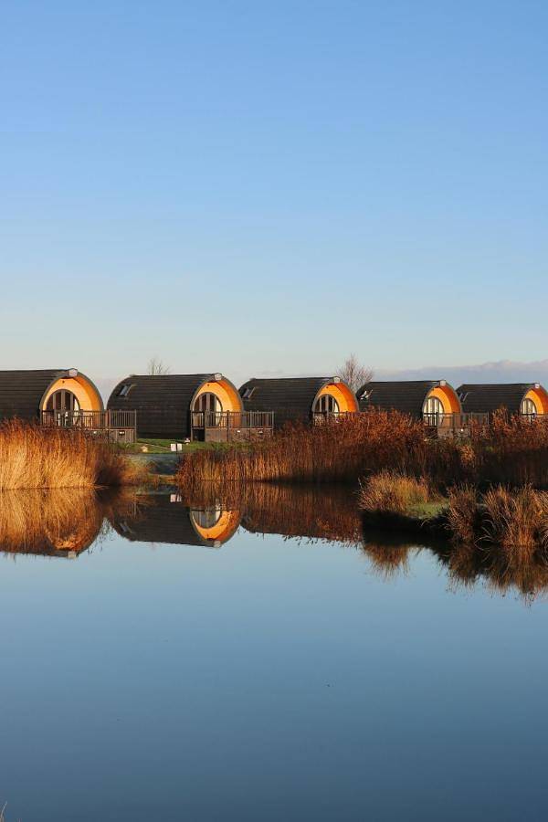 Bungalow for 4 people, with garden and hot tub, with pets in Lincolnshire