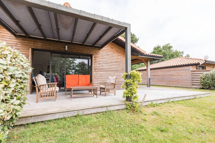 Gîte pour 6 personnes, avec jardin et terrasse ainsi que sauna et jacuzzi à Biscarrosse - 4