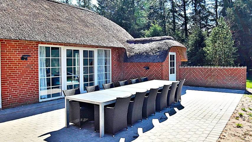 Ferienhaus für 13 Personen, mit Whirlpool und Terrasse sowie Sauna und Pool in Vester Husby - 2