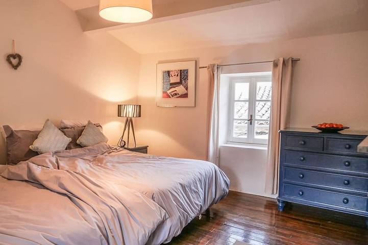 Gîte pour 8 personnes, avec jardin et terrasse à Rousset-les-Vignes - 3