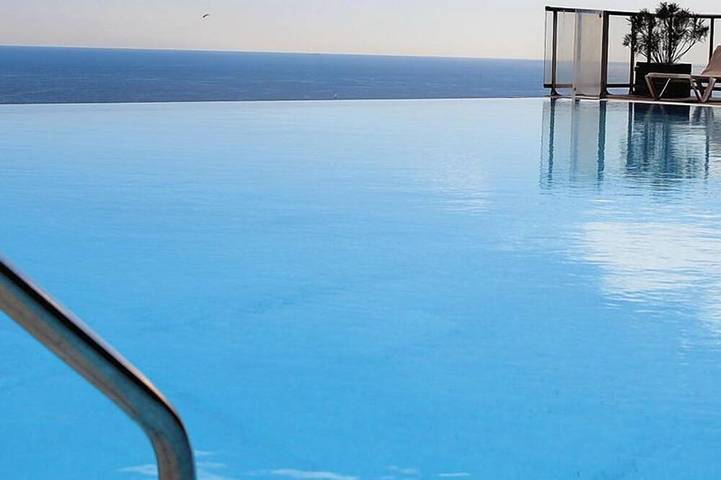 Ferienwohnung für 5 Personen, mit Balkon/Terrasse und Terrasse sowie Garten in Cap-d'Ail