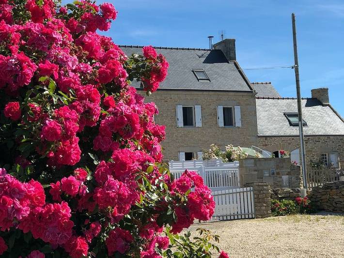 Location de vacances pour 4 personnes, avec jardin à Plozévet