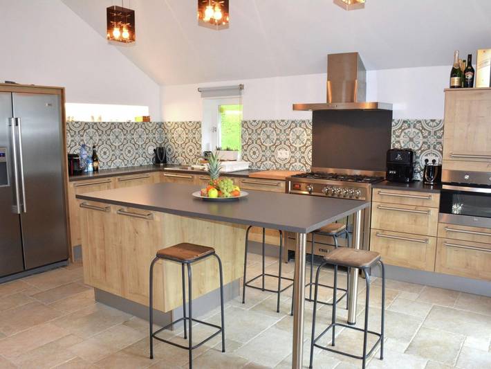 Location de vacances pour 11 personnes, avec Balcon et Jardin ainsi que Piscine et Sauna à Stoumont - 4