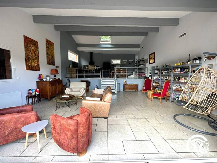 Gîte pour 9 personnes, avec piscine et terrasse à Roquebrun - 3