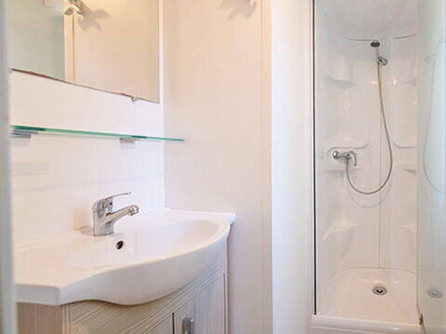 Camping Domaine de Ker Ys - Mobilhome 6 personas - Classic | 2 Dormitorios | 4/6 Personas | Terraza Individual | 1 Baño | Tv in Iroise