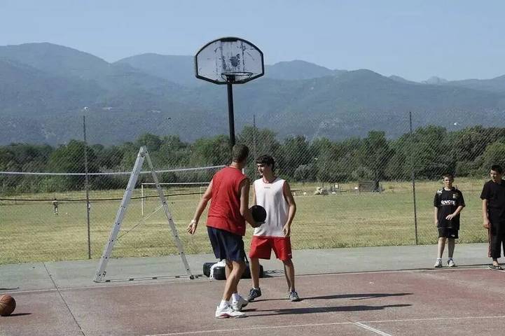 Mobil home pour 4 personnes, avec terrasse et piscine, animaux acceptés à Saint-Jean-Pla-de-Corts - 3
