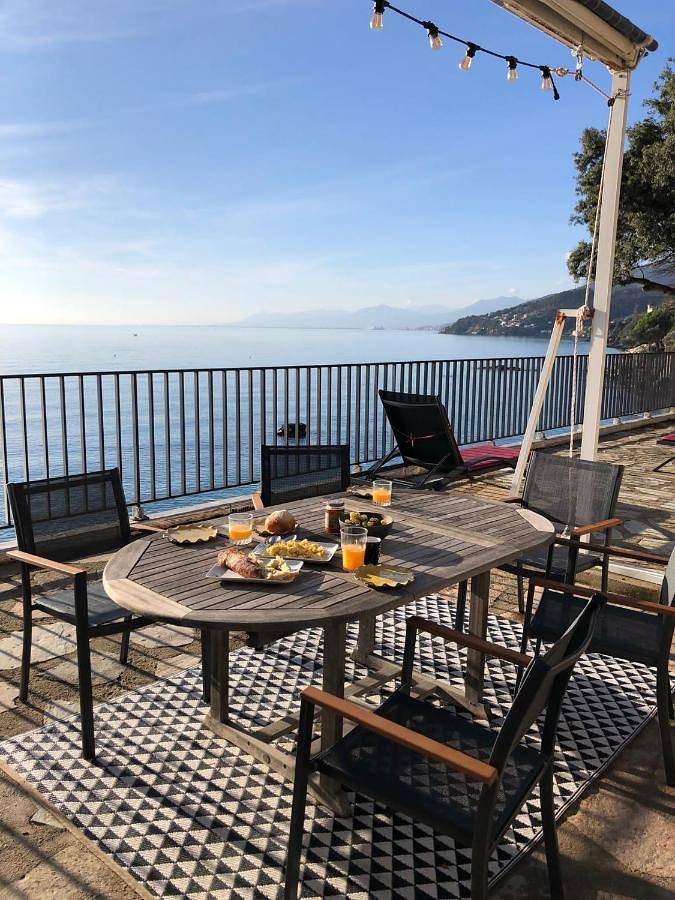 Gîte pour 6 personnes, avec terrasse et vue dans Port d'Erbalunga - 3