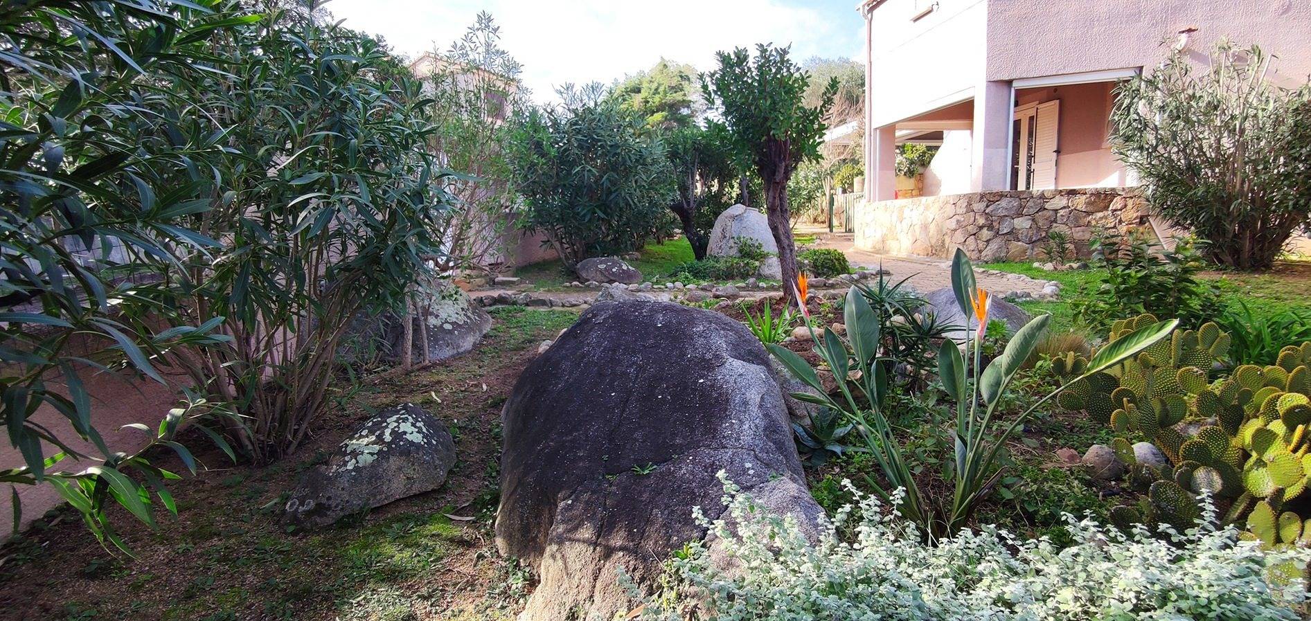 Maison au calme, pour 5 à 6 personnes, à 2 km des plages in Zonza, Arrondissement de Sartène