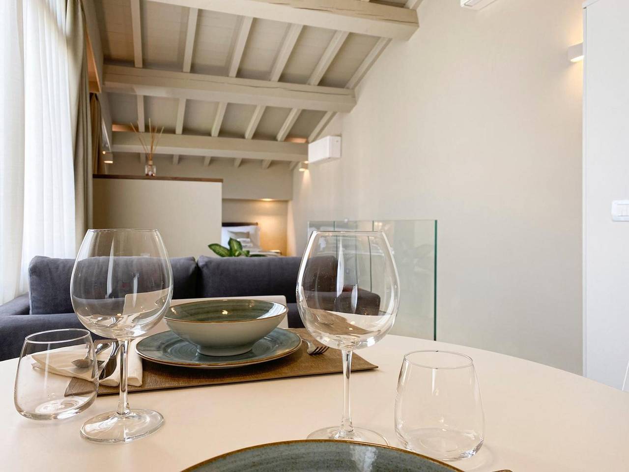 Apartamento entero, Apartamento 'Casa Cordigero - Gelso' con piscina compartida, Wi-Fi y aire acondicionado in Ponti sul Mincio, Montañas Garda