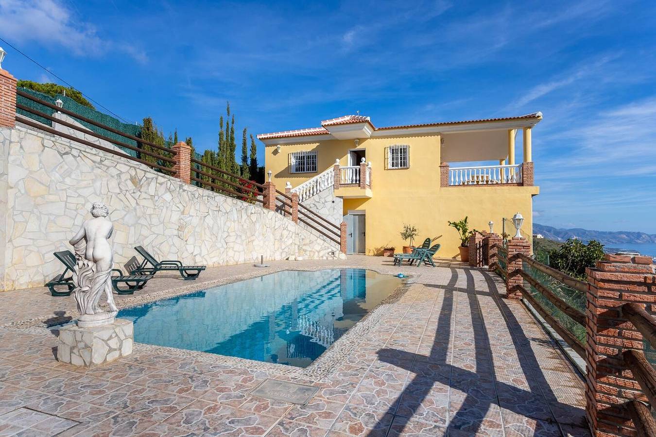Villa Olympo in Torrox, Costa del Sol
