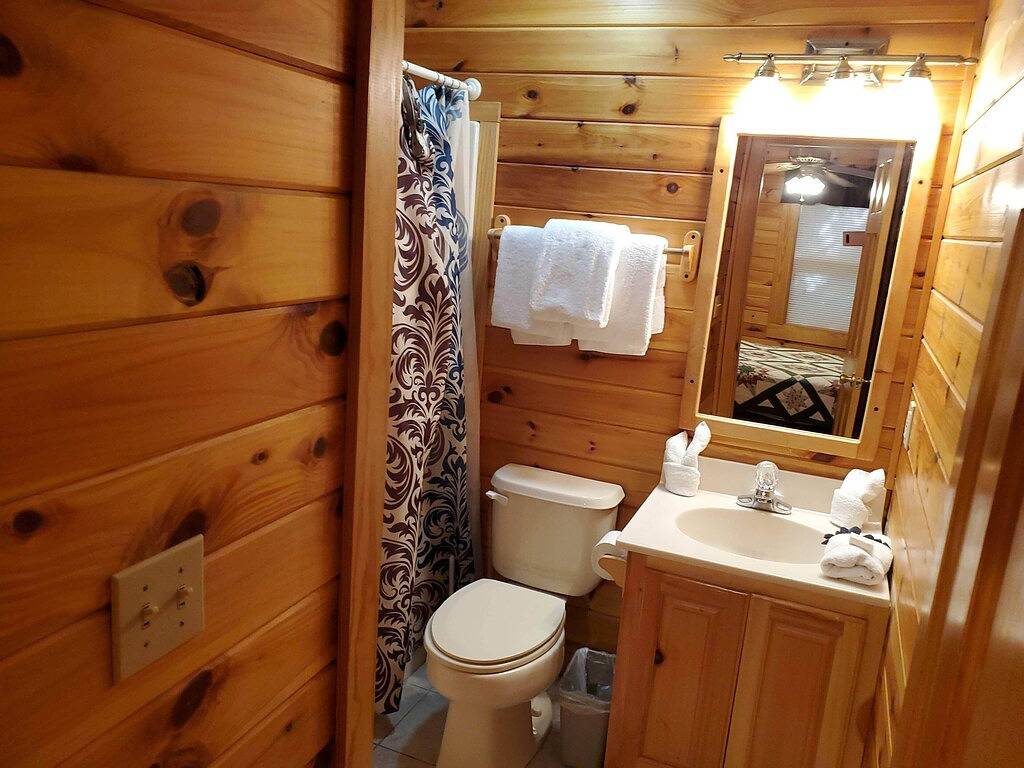 A + Lage! 8/7 Theater, Arcade, Billard & Kicker. Perfekt für Lg Familien & Gruppen. in Pigeon Forge, Sevier County