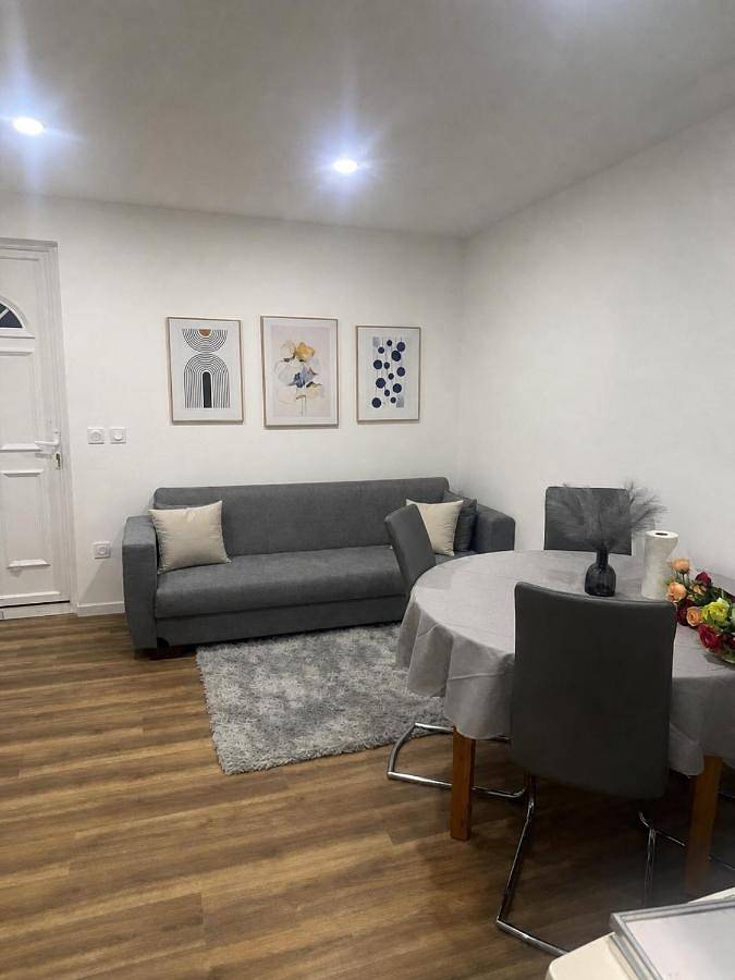 Appartement entier, Cozy apartment proche paris Cdg aeroport in Gonesse, Val-d'Oise