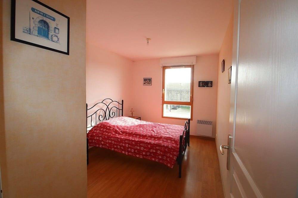 Apartamento entero, Quiet, bright apartment on the Brittany seafront, 1 minute's walk from the beach. in Port-Louis, Côte des Mégalithes