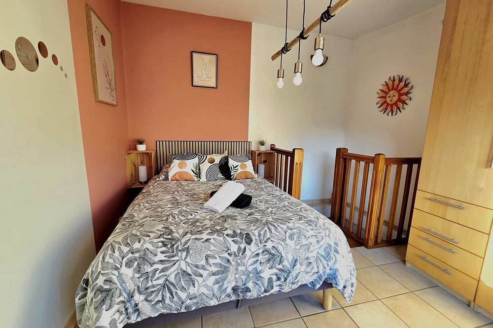 Loù Cabanoù 35 m from the seafront in Les Goudes, Marseille