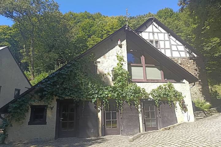 Ferienhaus für 5 Personen, mit Terrasse und Garten - 1