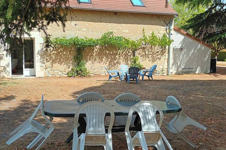 Location de vacances pour 6 personnes, avec Jardin à Vouneuil-sur-Vienne