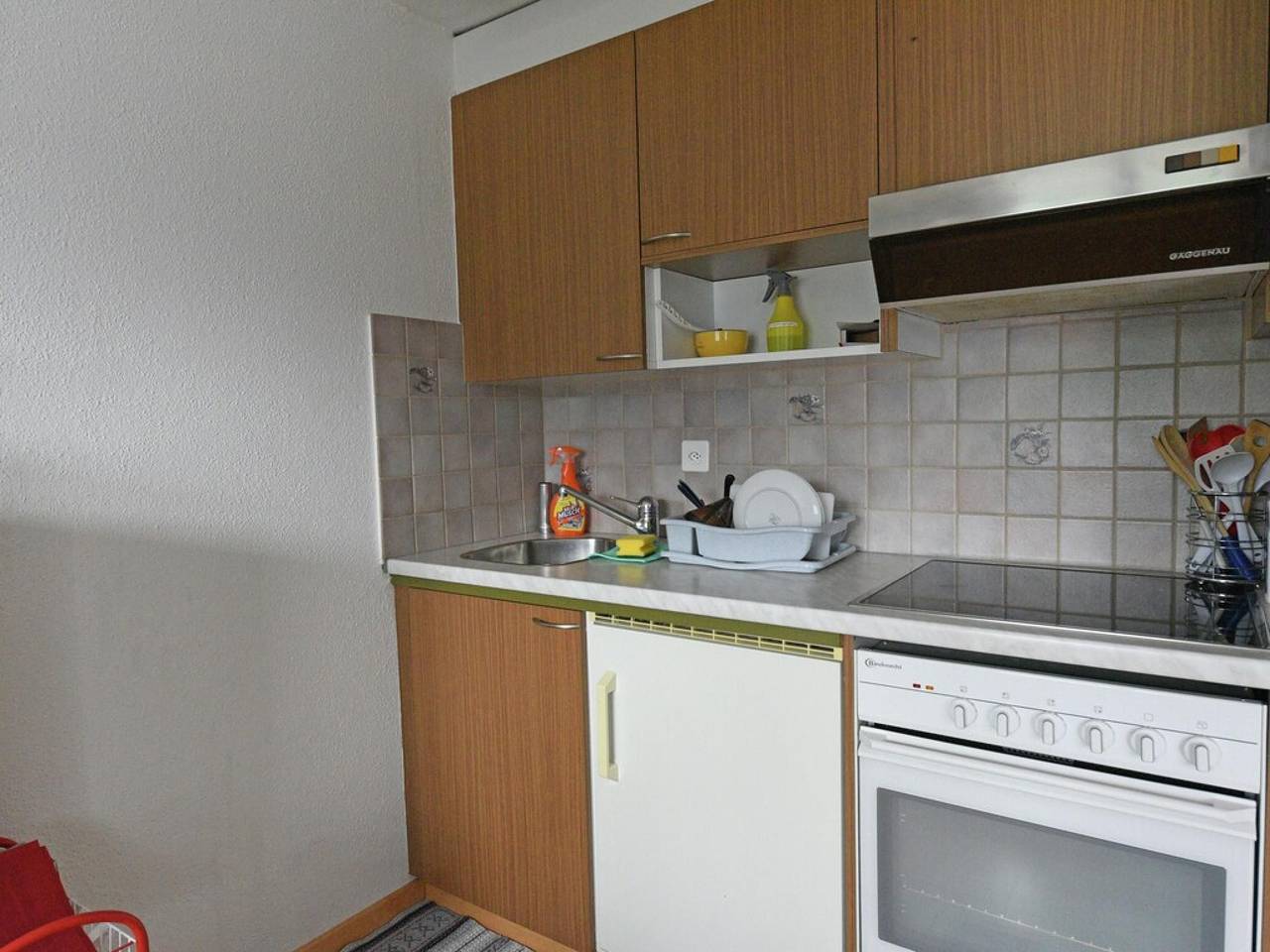 Ganze Wohnung, Modern Apartment in Mastrils with Terrace near Forest in Mastrils, Landquart
