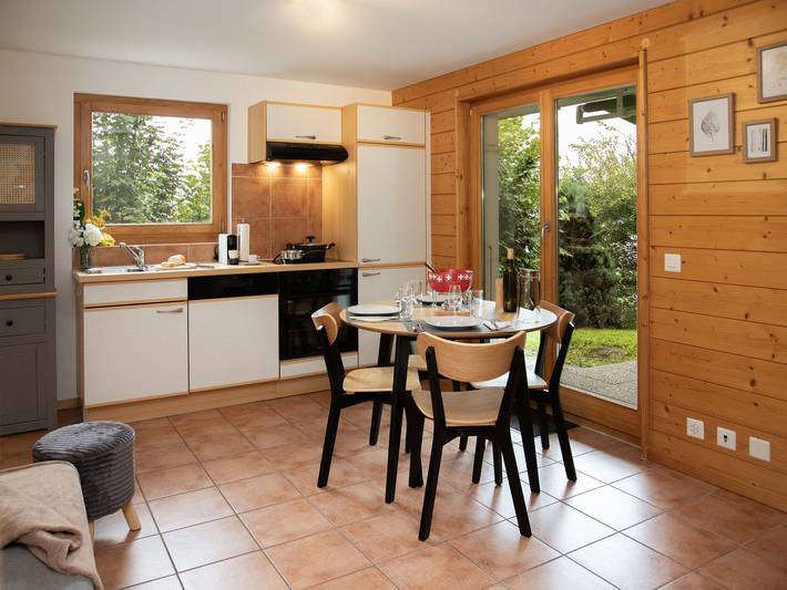 Ferienwohnung für 3 Personen, mit Garten und Terrasse in Leytron