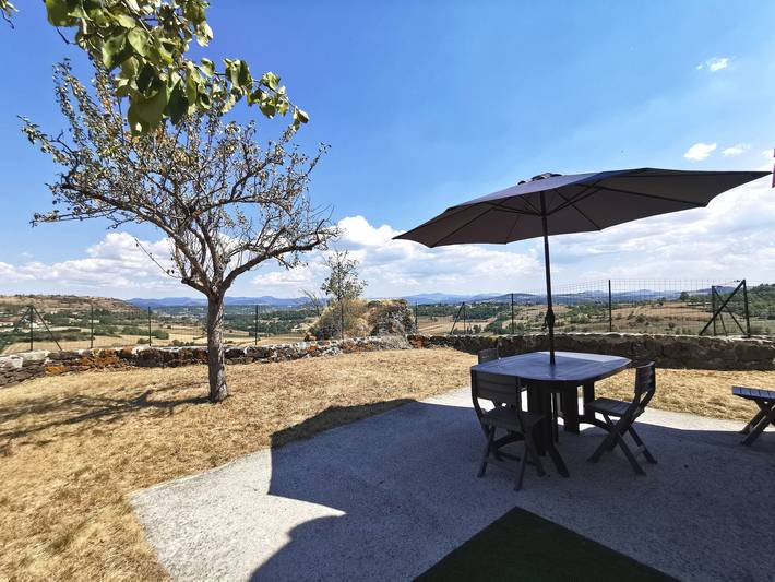 Gîte pour 2 personnes, animaux acceptés en Haute-Loire - 2